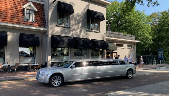 Limousine service in Oosterwolde